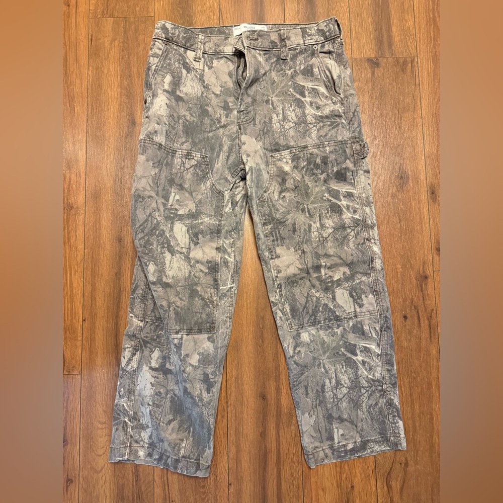Hollister Mens Baggy Jean
